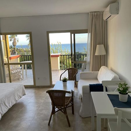 Estudio Con Insuperables Vistas Al Mar: Aparcamiento Marbella Exterior foto