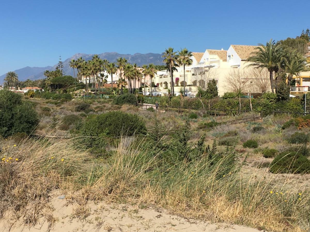 Estudio Con Insuperables Vistas Al Mar: Aparcamiento Marbella Exterior foto